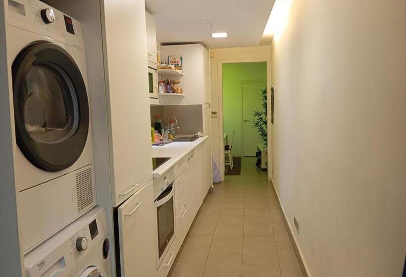 هاستل Private Rooms Near King S Square