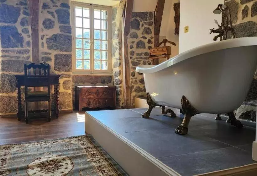 Aamiaismajoitus (B&B) Château De Longevergne