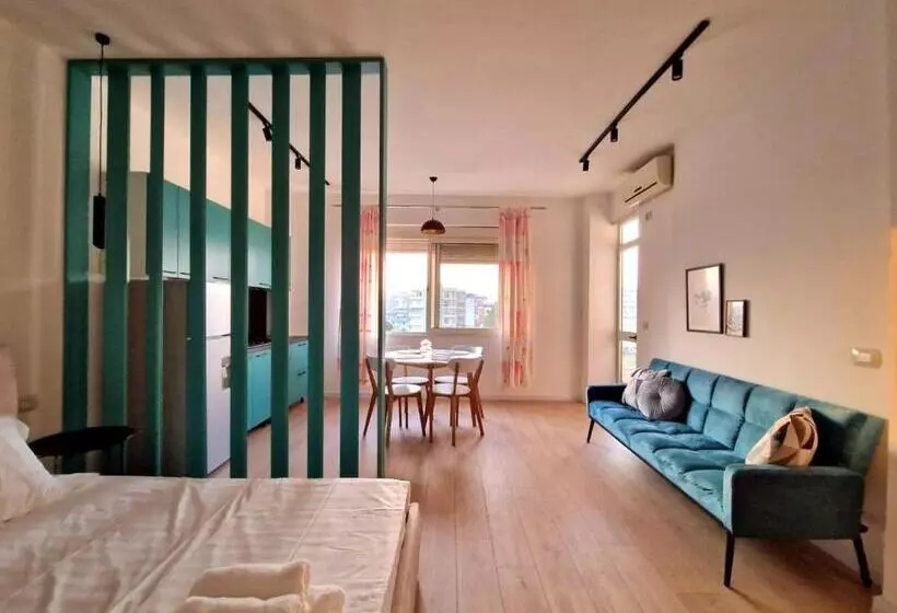 تختخواب و صبحانه Coral Beach Apartment