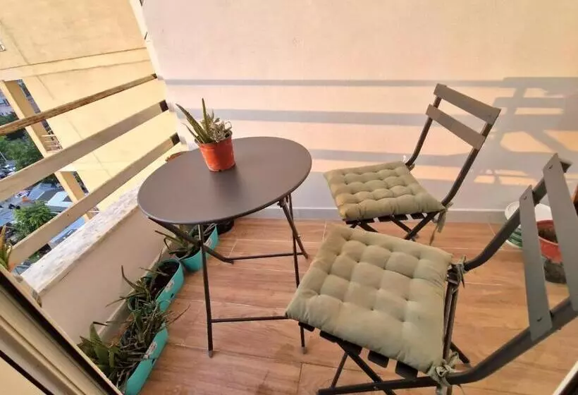 تختخواب و صبحانه Coral Beach Apartment