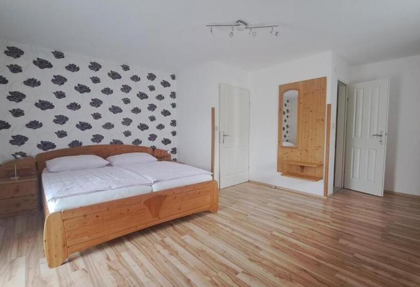 酒店 Dorfgasthof Tiefenbacher