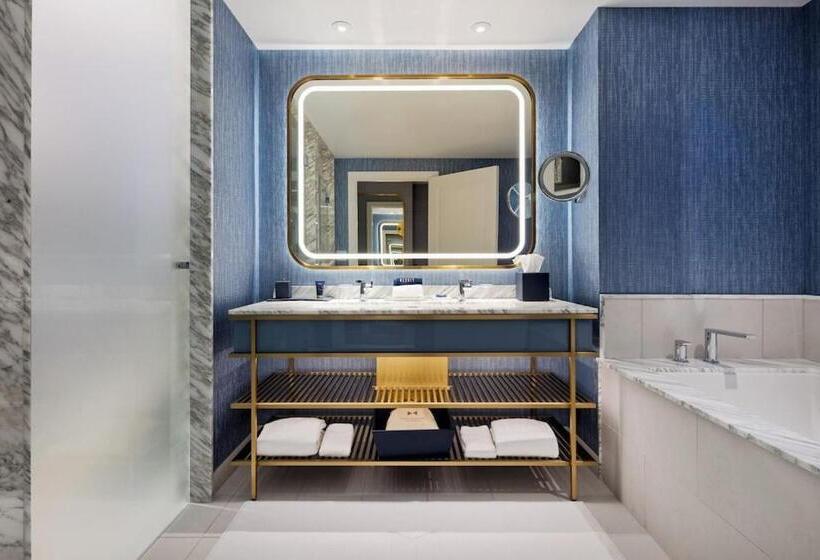 Otel Fontainebleau Las Vegas By Suiteness