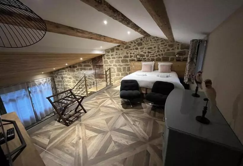 Hotelli Le 19   Suite Lafayette 70m2   Centre Historique   Clim