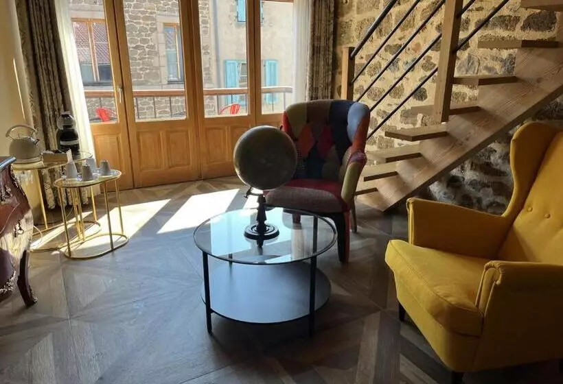 Hotelli Le 19   Suite Lafayette 70m2   Centre Historique   Clim