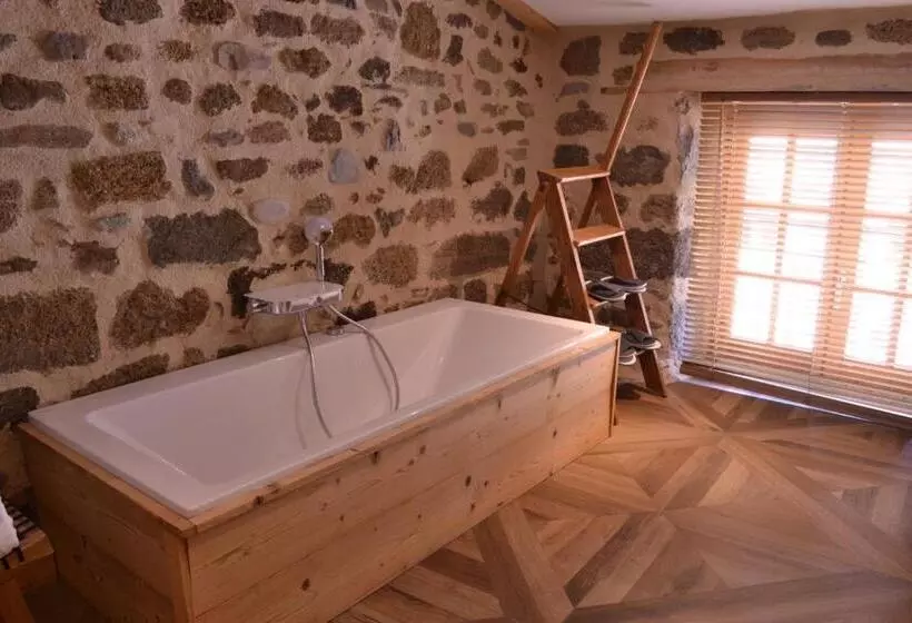 Hotelli Le 19   Suite Lafayette 70m2   Centre Historique   Clim