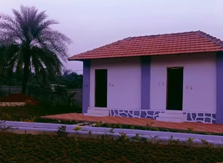 ホテル Sai Leela Farm Badlapur