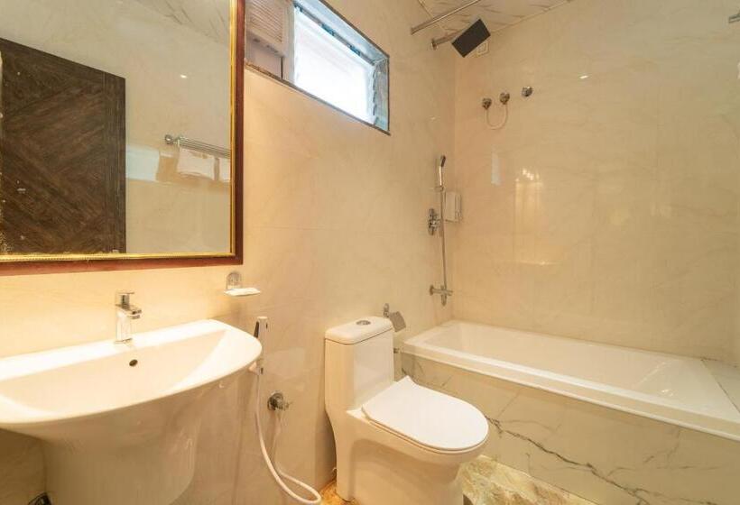 בית מלון כפרי Seasons Suites Hbr