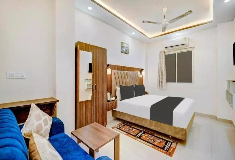 ホテル Super Townhouse Anisabad Near Mahavir Cancer Sansthan