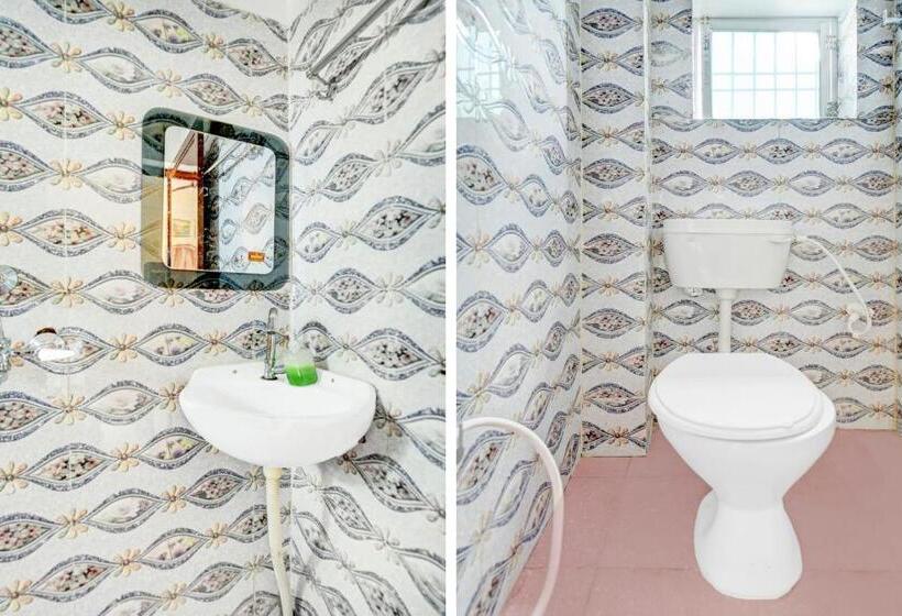 هتل Super Townhouse Anisabad Near Mahavir Cancer Sansthan