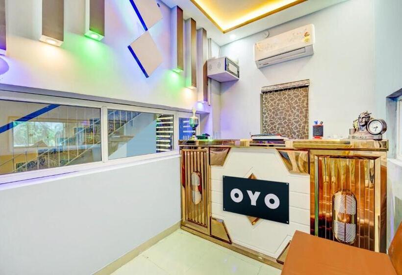 هتل Super Townhouse Anisabad Near Mahavir Cancer Sansthan