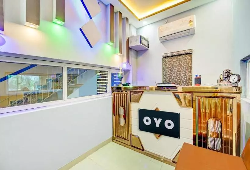 ホテル Super Townhouse Anisabad Near Mahavir Cancer Sansthan