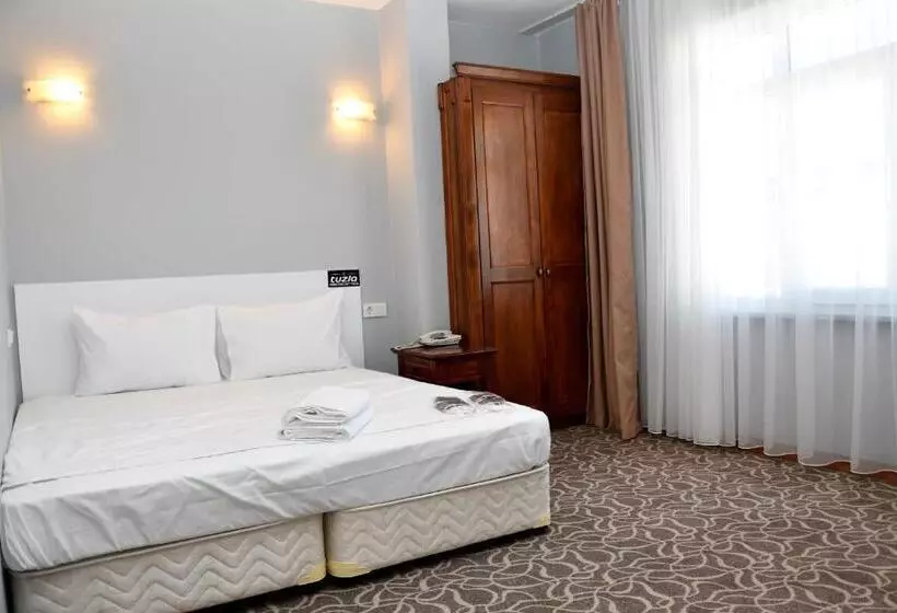 ホテル Tuzla Grand