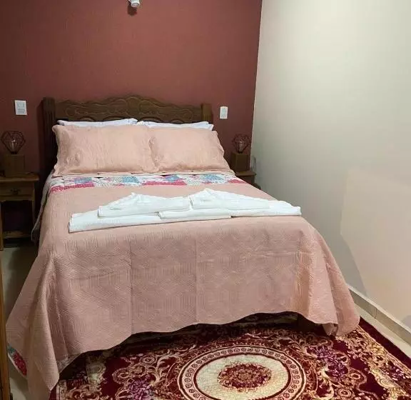 ペンション Chalé Bromélia