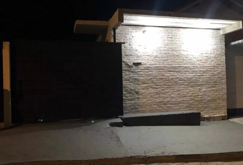 ペンション Chalé Bromélia