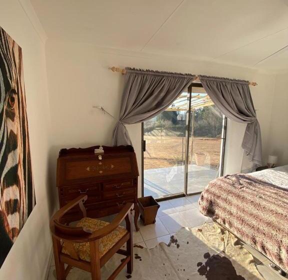 펜션 Sani Pass View Cottage