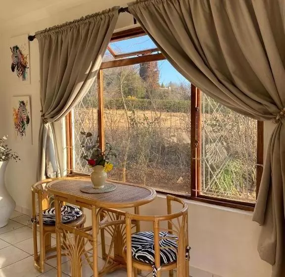 Majatalo Sani Pass View Cottage