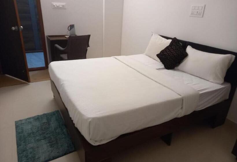 ユースホステル Blissfull Stay