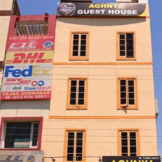 Bed and Breakfast Aghnya Guest House