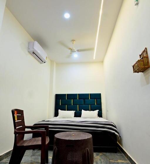Bed and Breakfast Aghnya Guest House