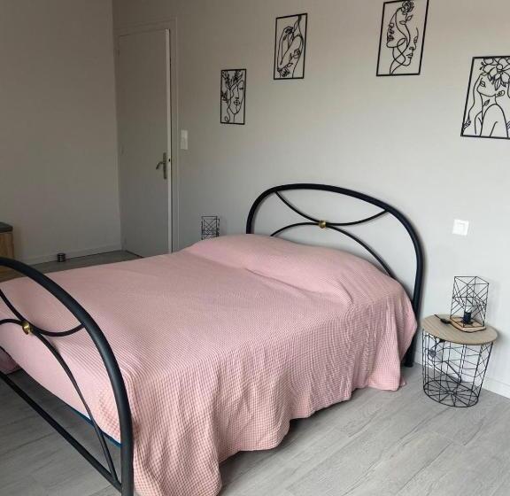 ベッドアンドブレックファースト Chambre D Hôtes Des Roseaux