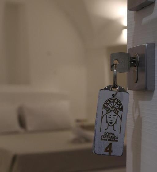 민박 Donna Veneranda