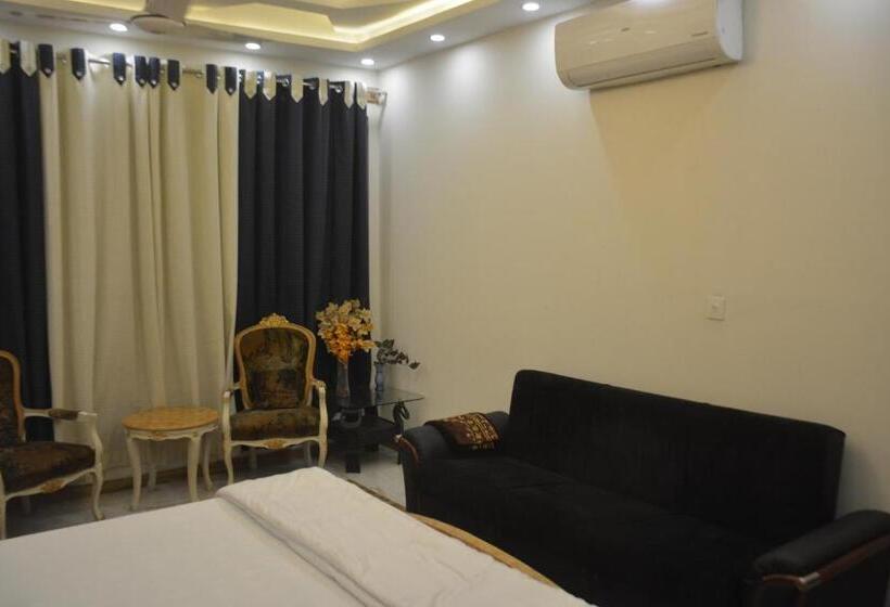 تختخواب و صبحانه Ukasha Guest House