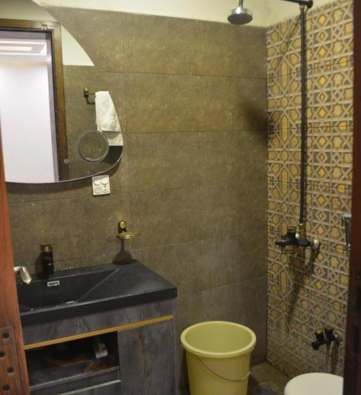 تختخواب و صبحانه Ukasha Guest House