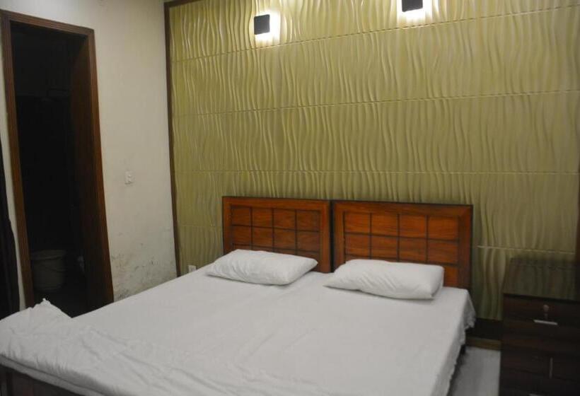 تختخواب و صبحانه Ukasha Guest House