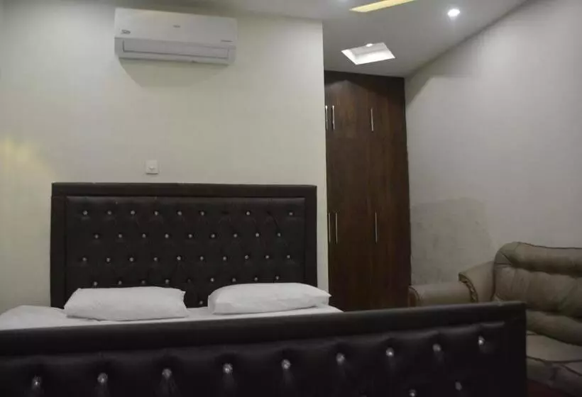 تختخواب و صبحانه Ukasha Guest House