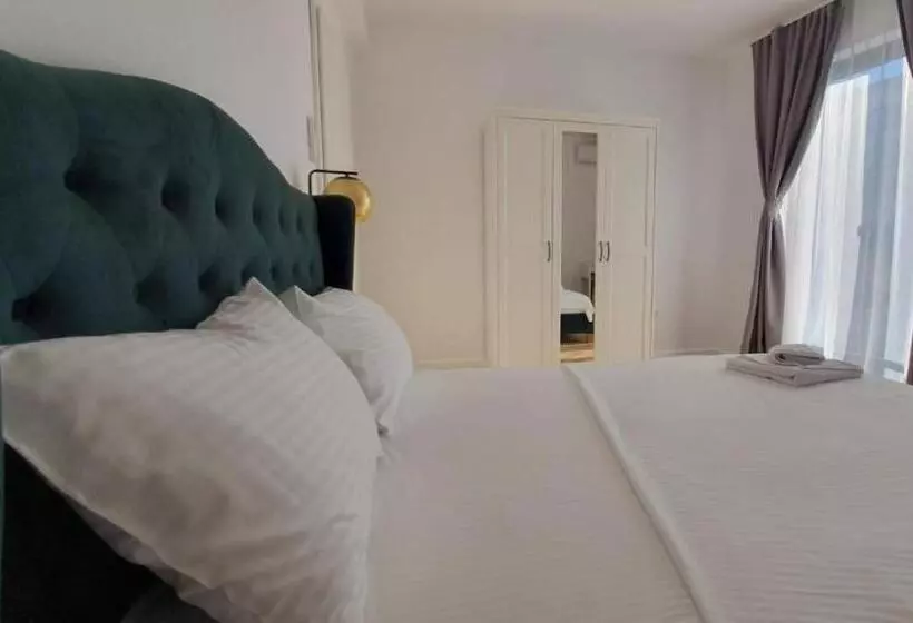 Cinque Stelle Hotel Apartments
