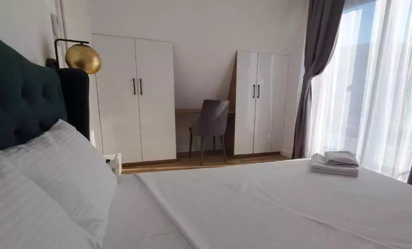 Cinque Stelle Hotel Apartments