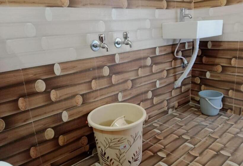 Bagavathy Hotel Aala