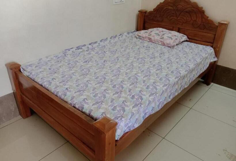 Bagavathy Hotel Aala