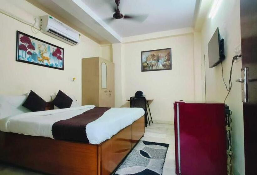 Hotelli Moon Premium Near Us Embassy Chanakyapuri