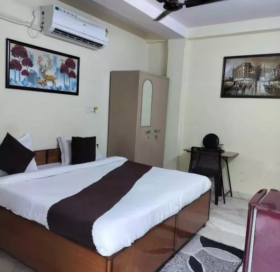 هتل Moon Premium Near Us Embassy Chanakyapuri