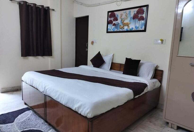 Hotelli Moon Premium Near Us Embassy Chanakyapuri