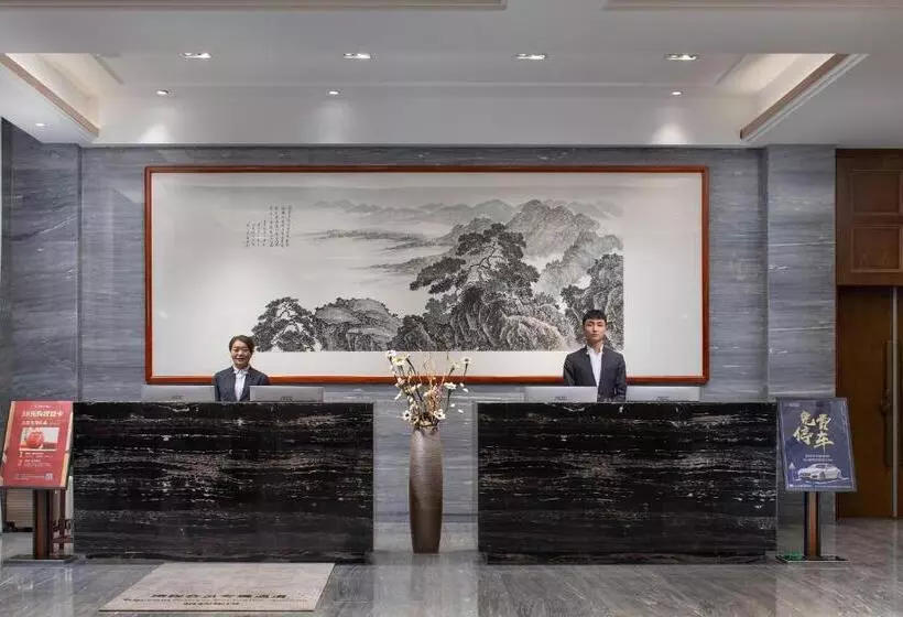 Kanglai Hotel   Changsha Huanghua Airport Dalucun Metro Station Airport Pick Up And Drop Off Service