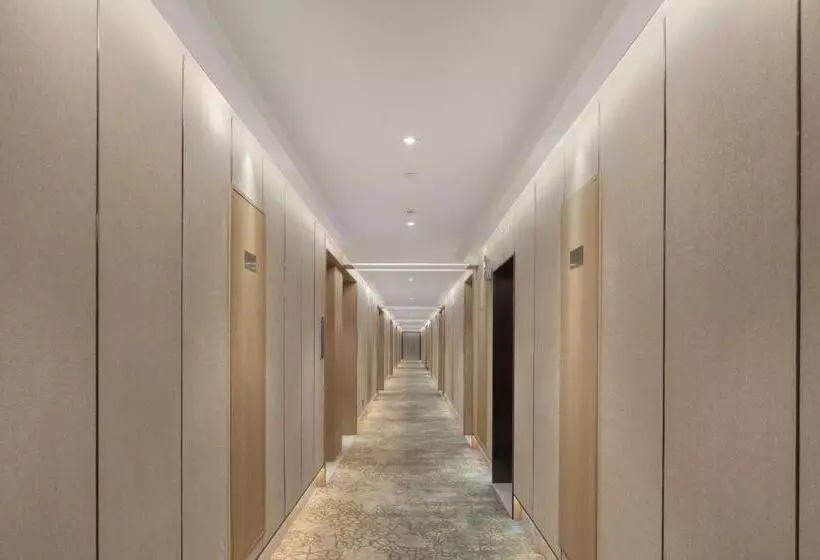 Kanglai Hotel   Changsha Huanghua Airport Dalucun Metro Station Airport Pick Up And Drop Off Service