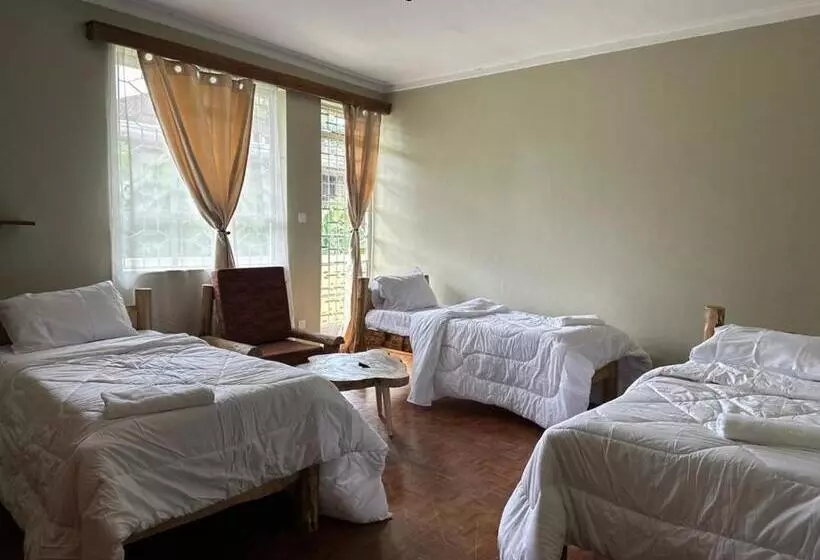 Mwanana Hostels And Homes