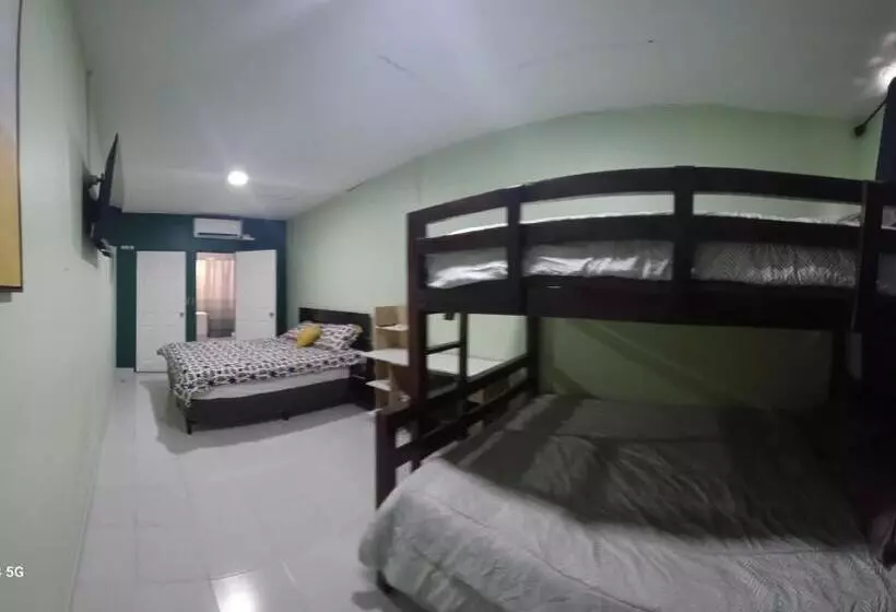 ペンション Hostal Casa 1717