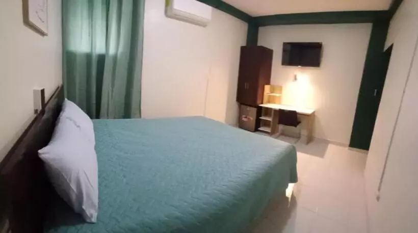 ペンション Hostal Casa 1717