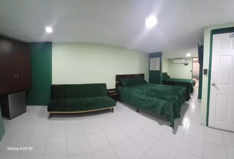 ペンション Hostal Casa 1717