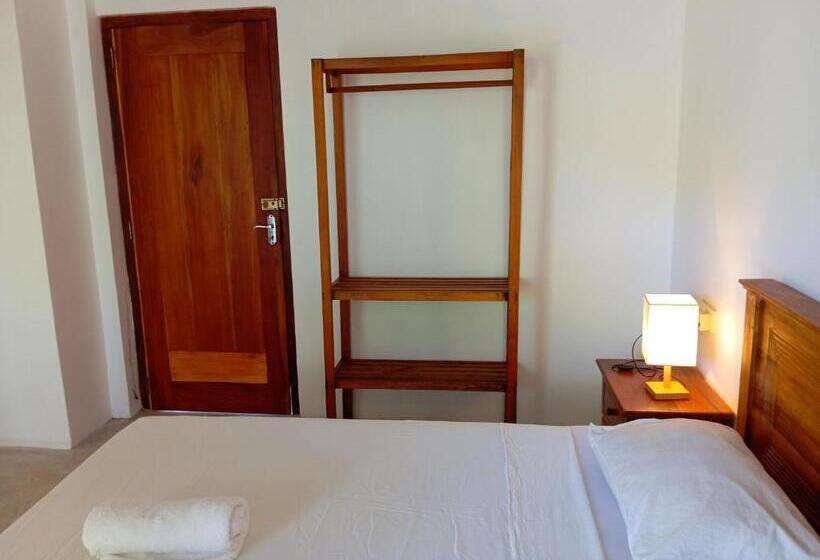 پانسیون Randi Villa