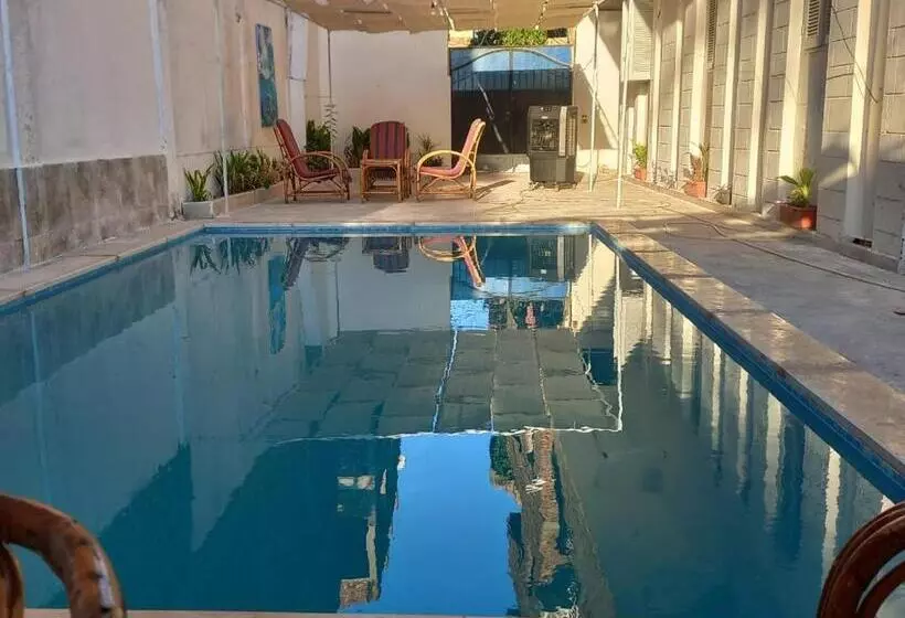 پانسیون Villa Rose Luxor