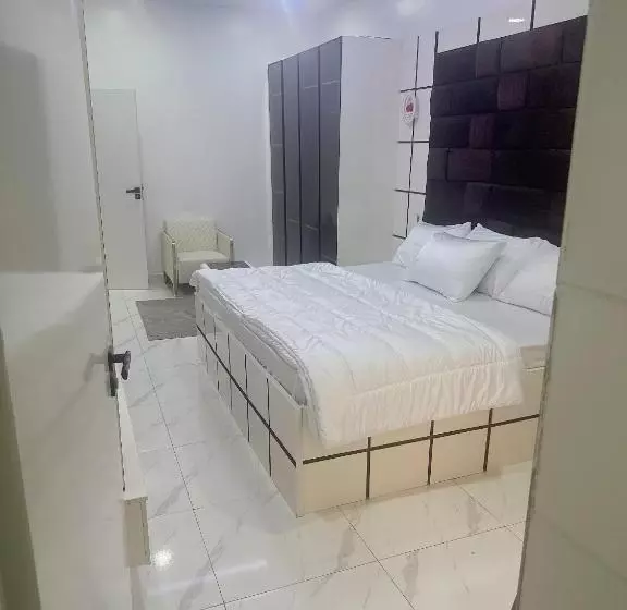 پانسیون Zizi Luxury Homes & Apartments House 4