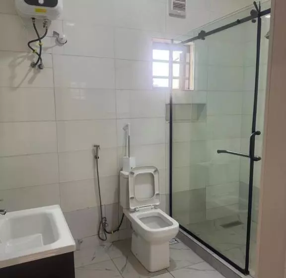 پانسیون Zizi Luxury Homes & Apartments House 4