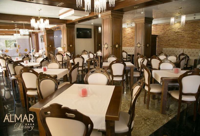 فندق Almar Luxury