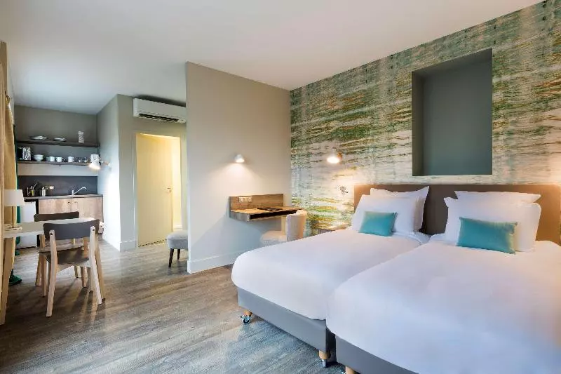 Hotelli Best Western La Porte Des Chateaux