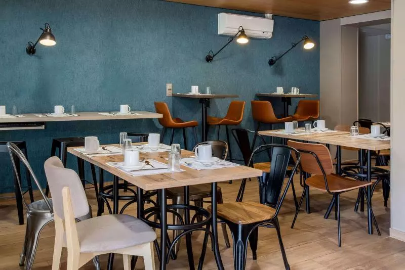 Hotelli Best Western La Porte Des Chateaux