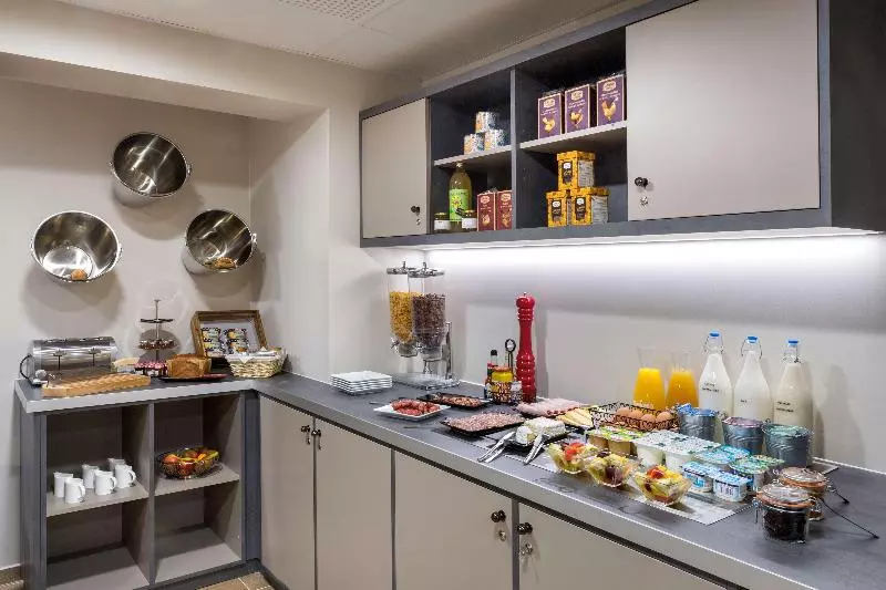 Hotelli Best Western La Porte Des Chateaux